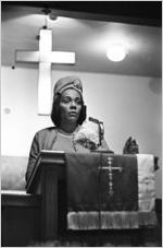 Coretta Scott King speaking to an audience of women at Hall Street Baptist Church in Montgomery, Alabama.