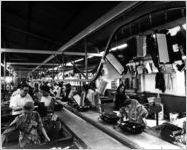 Automotive assembly line workers, 1969-09-04