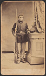 [Unidentified soldier in Union uniform with bayoneted rifle]