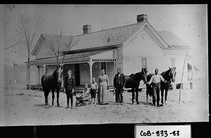 Photograph of Mrs. Margaret Belle Hubbard Edwards and family, Cobb County, Georgia, ca. 1900