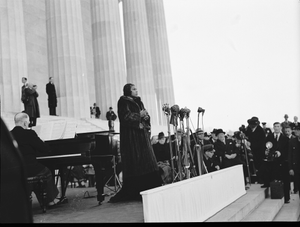 Marian Anderson at Lincoln Memorial: series, #136 : cellulose acetate photonegative