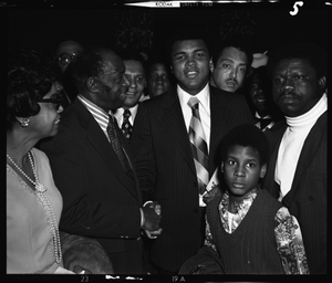 Bus[iness] League Dinner [District of Columbia Chamber of Commerce 37th Annual Installation and Awards Dinner, ca. 1970-1979 : cellulose acetate photonegative]