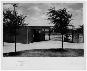 Outside Bonnie View Park Pool