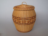 Basket: honeysuckle, lidded