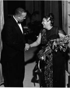 President Walter S. Davis Welcomes Dorothy Maynor