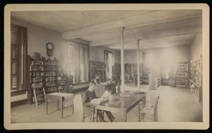 Graves Library, Interior