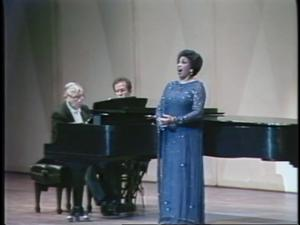 News Clip: Leontyne