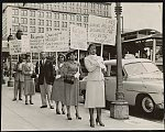 Picket Yellow cabs in San Francisco