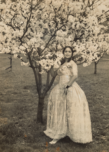 Lillian Evanti pose by Cherry Blossom trees