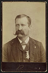 [John W. January, veteran of Co. B, 14th Illinois Cavalry Regiment with medal]