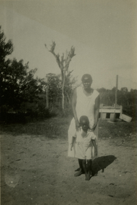 Gullah woman and child