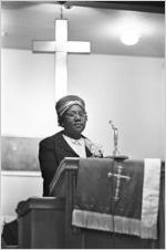 Johnnie Carr speaking to an audience at Hall Street Baptist Church in Montgomery, Alabama.