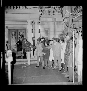 Students form a human chain at the Boston University Administration Building