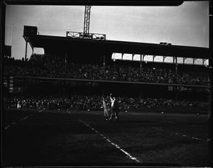 Howard-Lincoln [football] game [at Griffith Stadium], Nov[ember] 1948 [cellulose acetate photonegative]