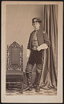 [Lieutenant Giles F. Ward, Jr., of Co. K, 92nd New York Infantry Regiment and Co. L, 12th New York Cavalry Regiment in uniform with sword and gauntlets]