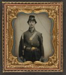 [Unidentified soldier in Union uniform with bayoneted musket]