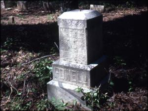 Grave of Annie Mae Powell, Marshall