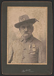 [Unidentified Civil War veteran of United Confederate Veterans Camp #1 with Army of Northern Virginia membership badge and 1903 New Orleans veterans badge]