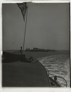 Where the Civil War began--Fort Sumter, and distant mainland to right, S.C. [Active no 5669 : interpositive.]