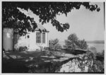 Calvin Tomkins, Jr., Sneden's Landing, residence in Palisade, New York. South end I