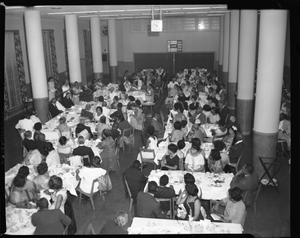 H.U. [Howard University] Gen [general] Alumni dinner, June 1964 [cellulose acetate photonegative]