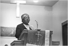 Johnnie Carr speaking to an audience at Hall Street Baptist Church in Montgomery, Alabama.