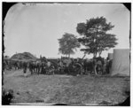 [Antietam, Md. Blacksmith shoeing horses at headquarters, Army of the Potomac]