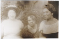 Bonds, Margaret, with Mrs. Jeffers and Charlotte Holloman