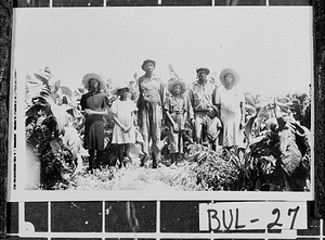 Photograph of tenant farmers on the farm of Carol Hodges, Bulloch County, Georgia, 1949