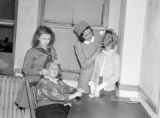 Washington Grade School girl scouts, 1945