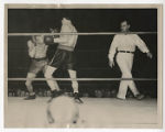 Boxing match between Barney Ross and Henry Wood, April 10, 1935