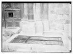 Tomb of the Crusader d'Aubigny. Placing stone marker [Church of the Holy Sepulchre]