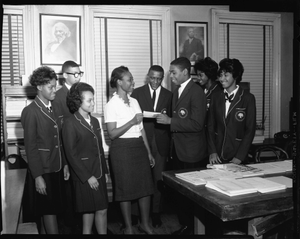 Palmer [Memorial] Institute students visiting Associated Publishers, Oct[ober] 1963 [cellulose acetate photonegative]