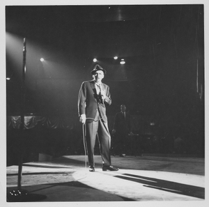 Frank Sinatra [photograph]