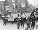 Winner of the "most comic captain" prize at the New Year's Day parade in 1929