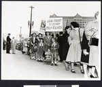 Estelle Grossman, et al., picketing Federal Building, L.A. County Jail, ca. 1948