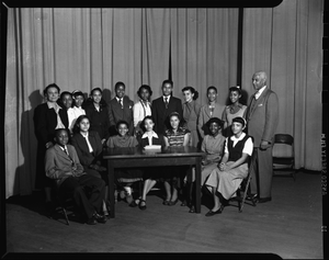 Mr. Jones newspaper staff, Garnet Patterson [Junior High School,] Mar[ch] 1950 [cellulose acetate photonegative]