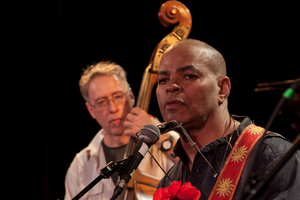 Guy Davis during sound check with bassist Mark Murphy, during the Earth Day Concert