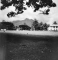 Luzuriaga (Philippines), view of Cuernos de Negros mountain for church plaza