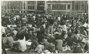 Students protest Bobby Seale murder trial