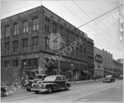 Regenstein's Building