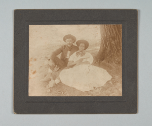 Photograph of a young couple in Texas