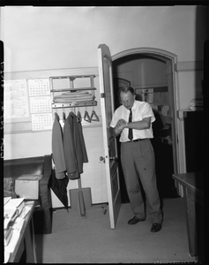 Joe Paige at Bureau of Standards with Scientists, July 1964 [cellulose acetate photonegative]