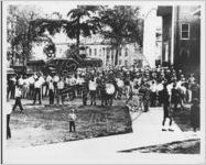 Troops near the Kappa Alpha Fraternity House