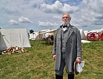 Earl Weaver, portraying Confderate commander Robert E. Lee, at the re-enactment, held each American Independence Day Weekend (on and surrounding July 4), of various skirmishes at the decisive 1863 Battle of Gettysburg, in Pennsylvania, which turned the tide of the American Civil War against the outmanned, rebellious Confederates for good