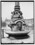 [Army &amp; Navy (Soldiers' and Sailors') Monument, drinking fountain, Indianapolis, Ind.]