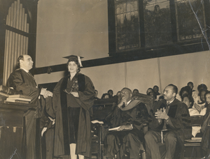 Lillian Evanti receives Distinguished Alumni Award at Howard University