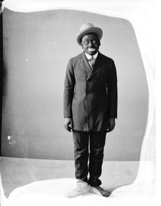 Dusty Murray [vaudeville performer in blackface : nitrate film photonegative]