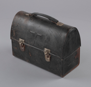 Metal lunchbox used by oysterman Ira Wright