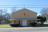 Northern Heights Presbyterian Church: direct view of the facade